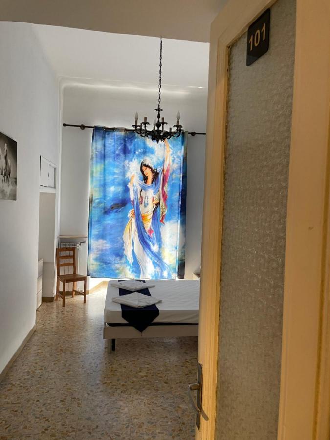 Roma paradise Bagian luar foto
